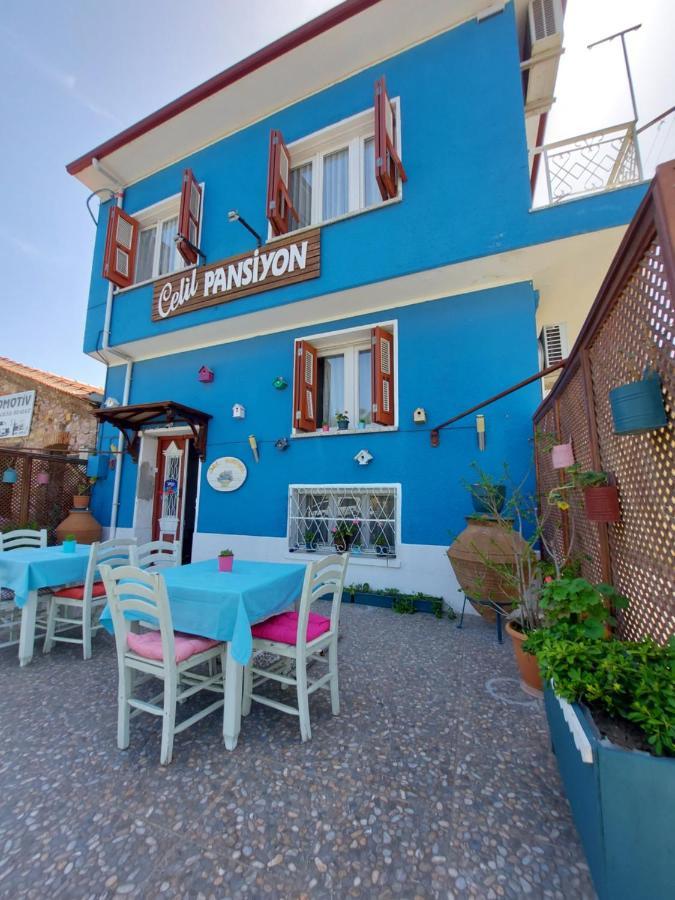 Celil Pansiyon Ayvalik Exterior foto